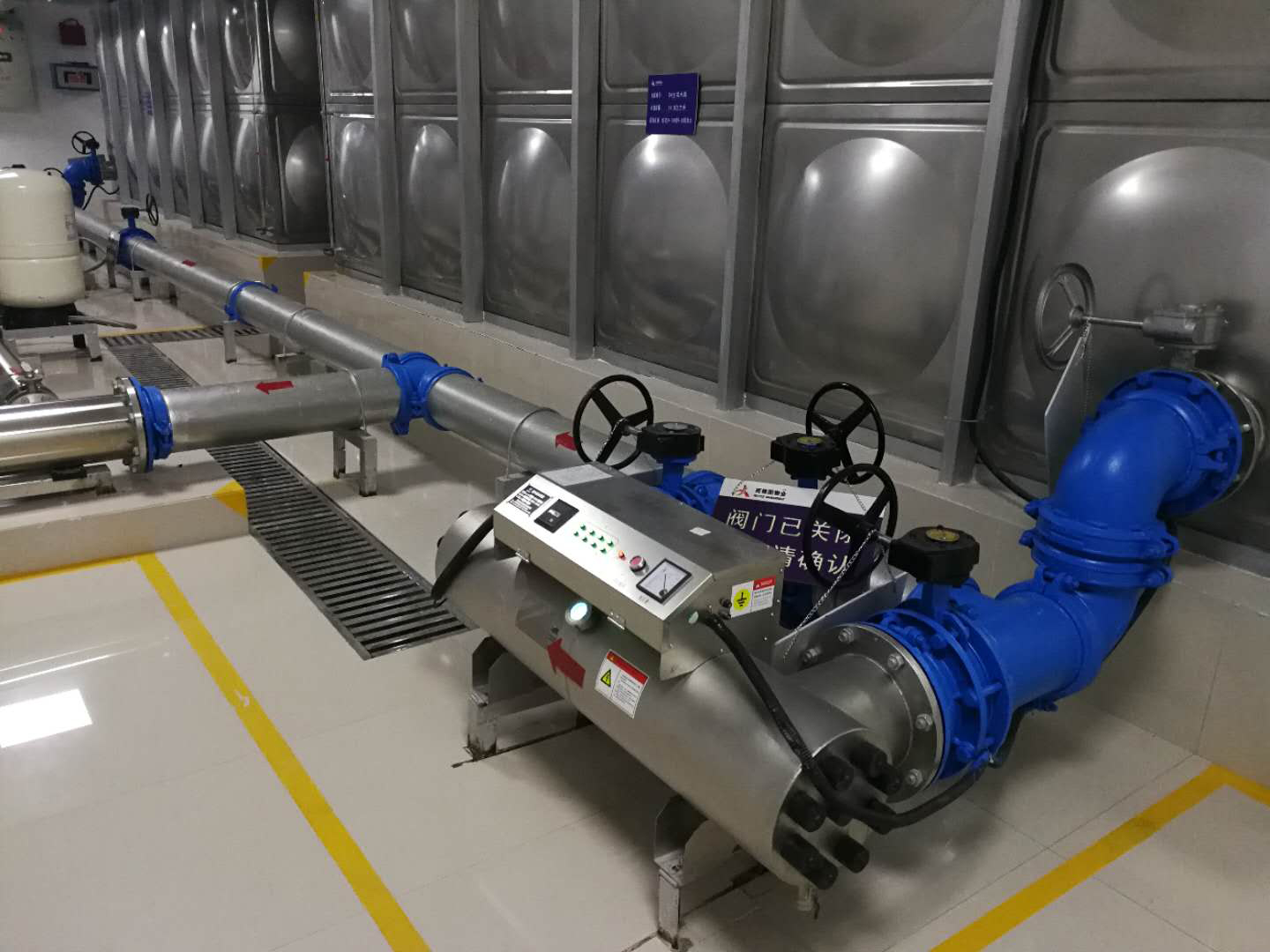 游泳池紫外線消毒器AIUV-ZWX120-8